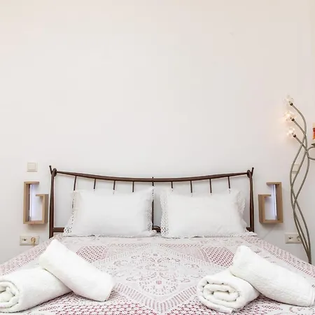 Oneiric Harmony * Mikri Vigla